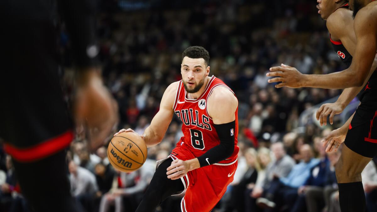 Chicago Bulls star Zach LaVine is going to have season-ending surgery on his  right foot - The San Diego Union-Tribune