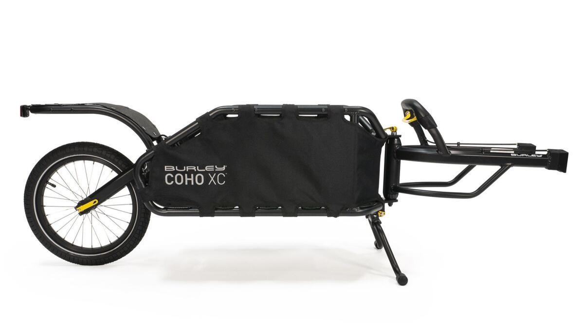 Burley Coho XC trailer has an easy connection to fit different wheel setups.