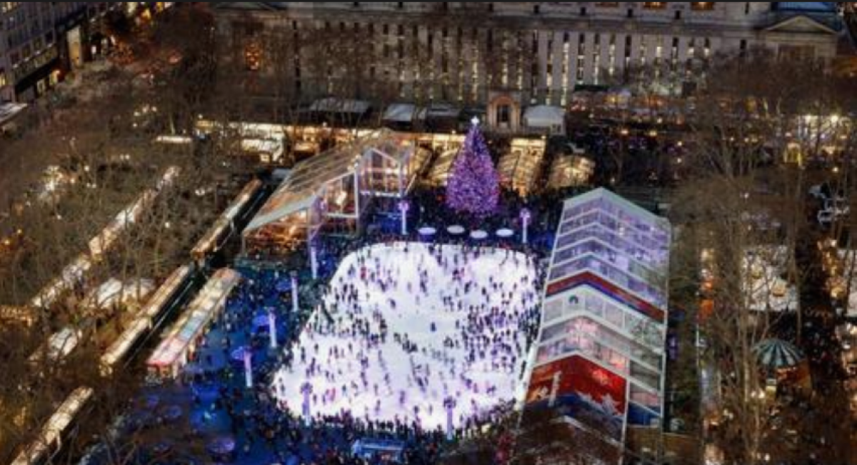 Fotografía cedida por la entidad NYC and Company donde se muestra una vista de la pista de patinaje de Bryant Park en la ciudad de Nueva York (EEUU), que se anticipa cierre el 2019, "un año especial para el turismo, con un total de 67 millones de turistas". EFE/Colin Miller/NYC & Company