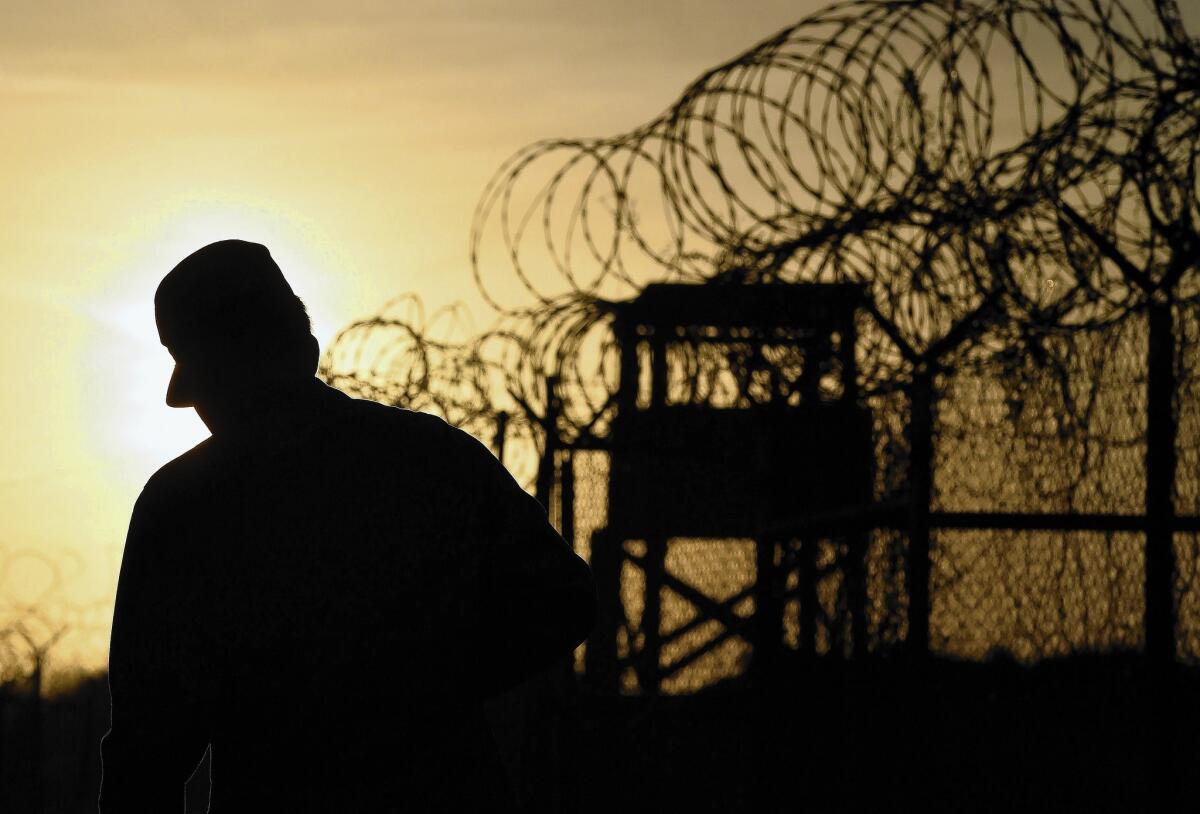 Pentagon officials have ordered detainees on hunger strikes at Guantanamo Bay, Cuba, to be force-fed rather than allow them to starve themselves to death.