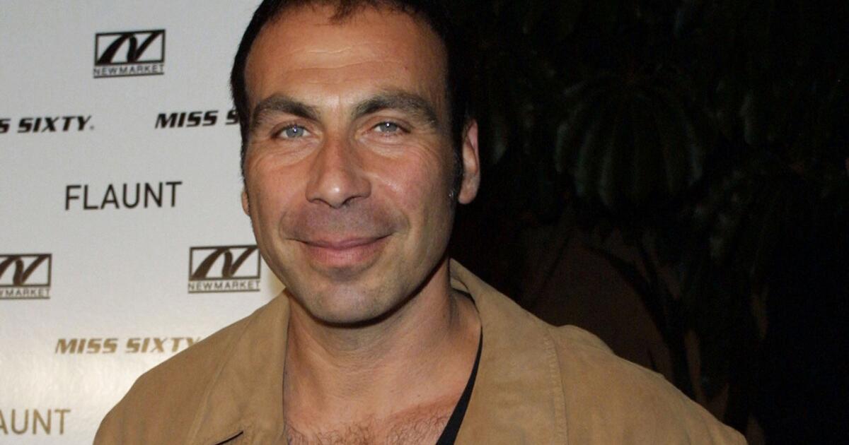 Taylor Negron dead; comedian and playwright was 57 - Los Angeles Times