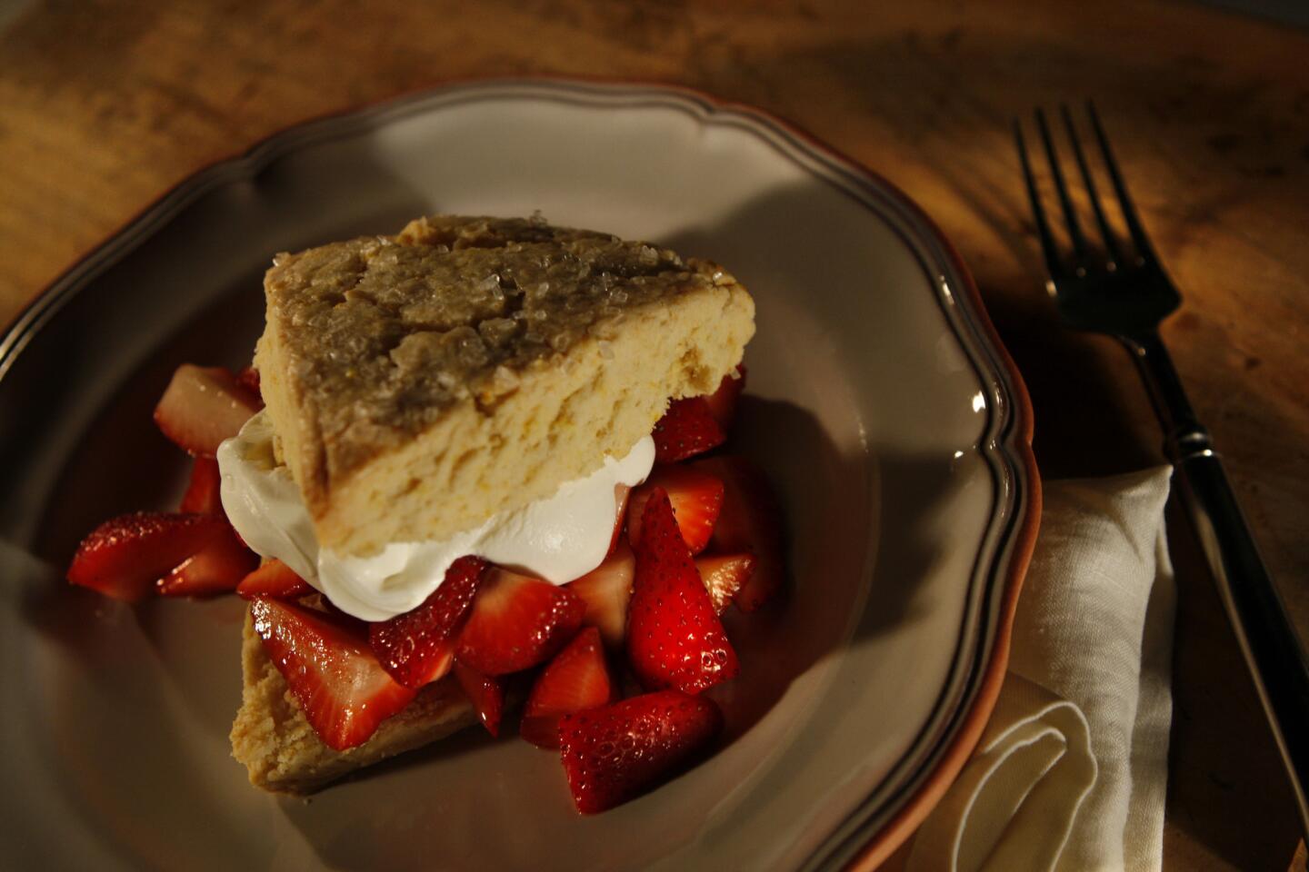 Orange-flavored shortcakes with strawberries and cream