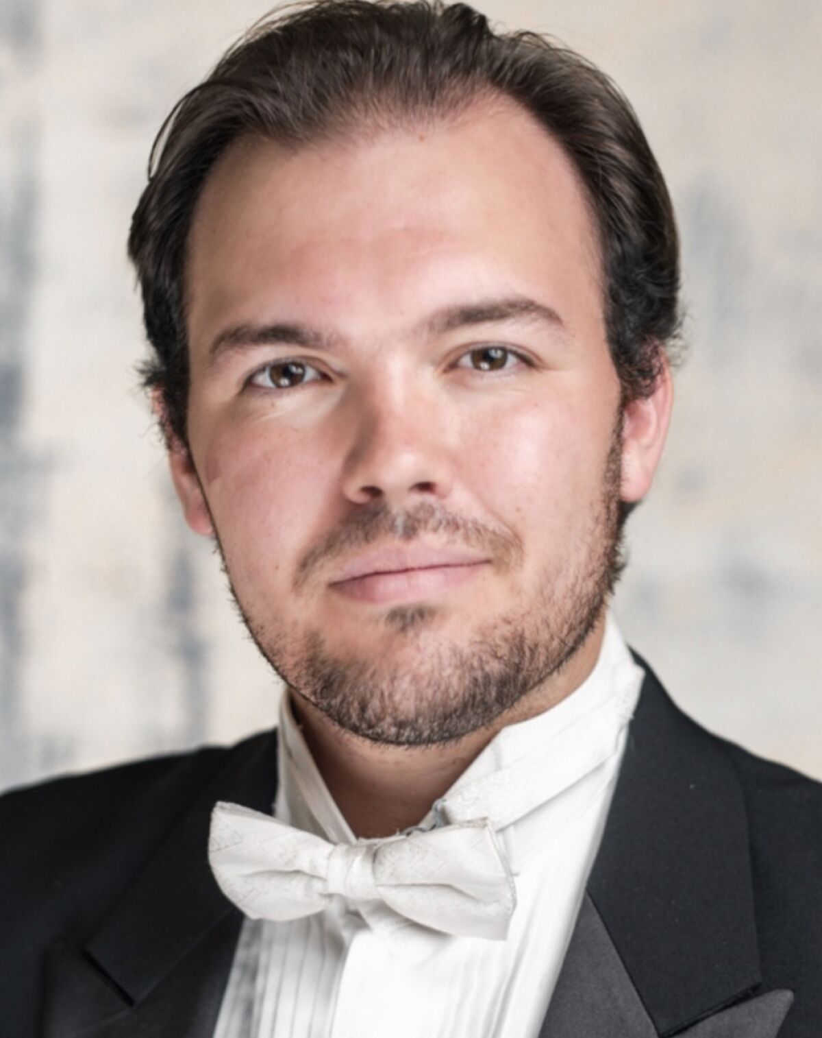 El tenor Charles Calotta interpretará el papel principal en una producción de la Ópera Neo de Mozart "metridatos"