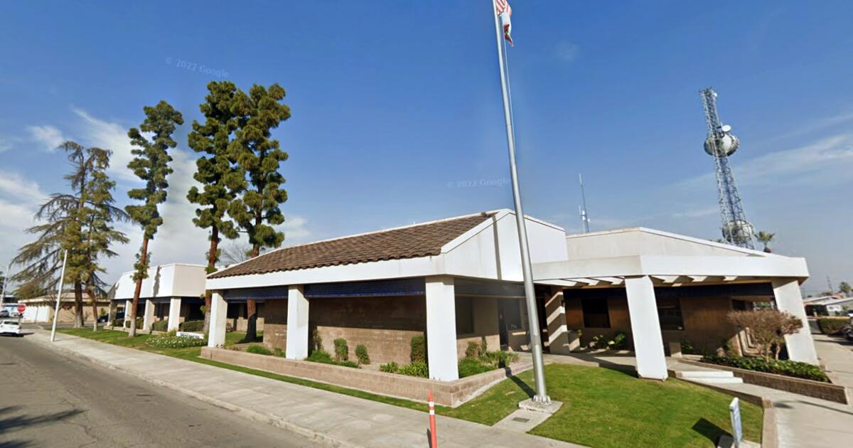 Murderer escapes custody in Central California; search underway Murderer escapes custody in Central California; search underway