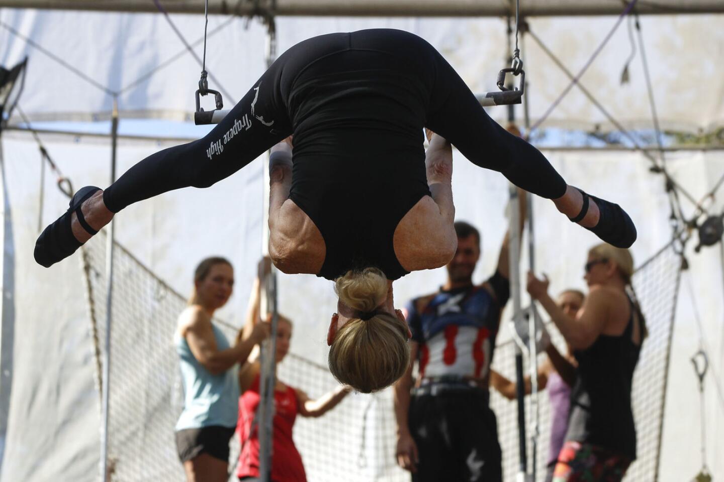 Oldest female flying trapeze artist