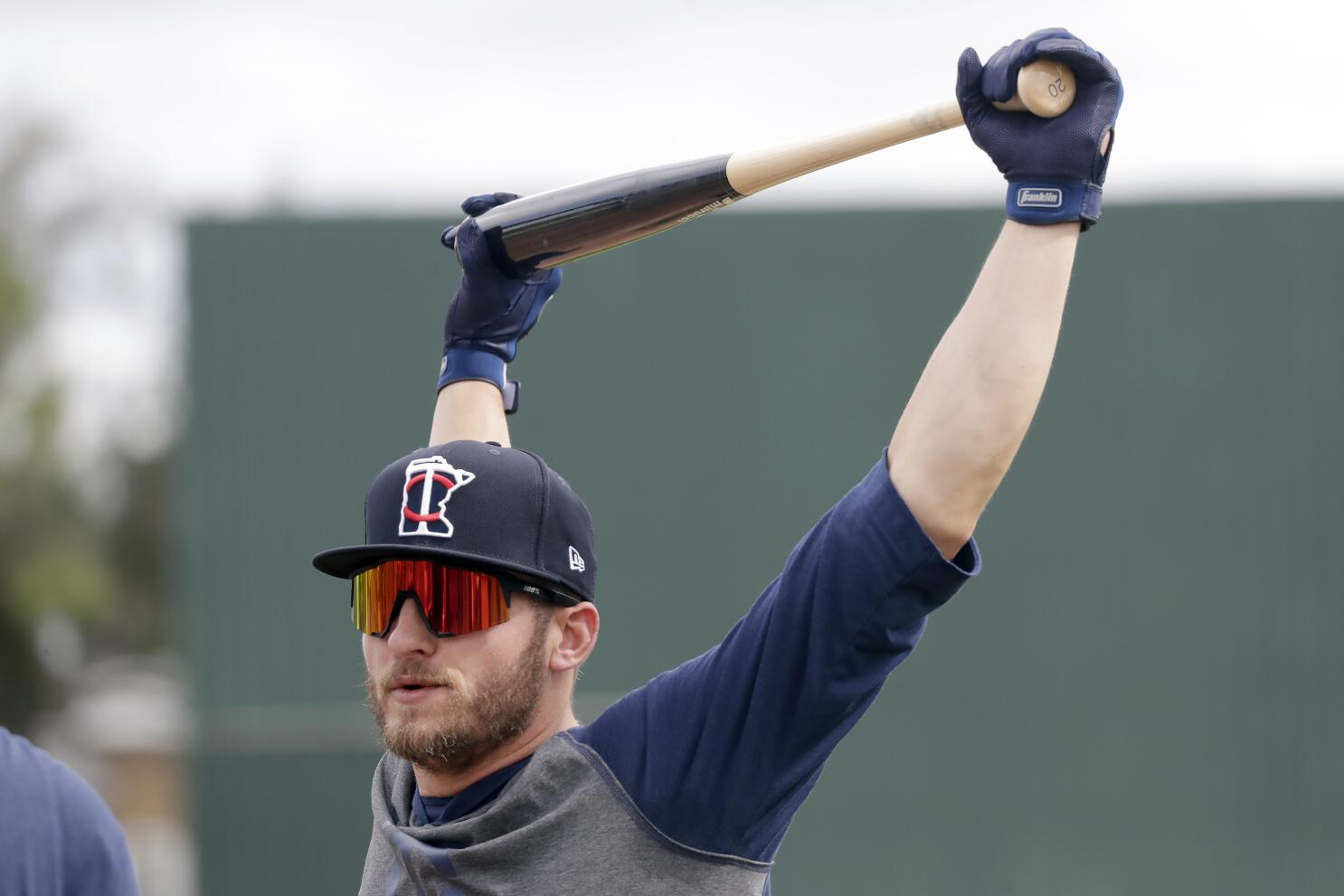 Minnesota Twins: What should the Twins do with Josh Donaldson?