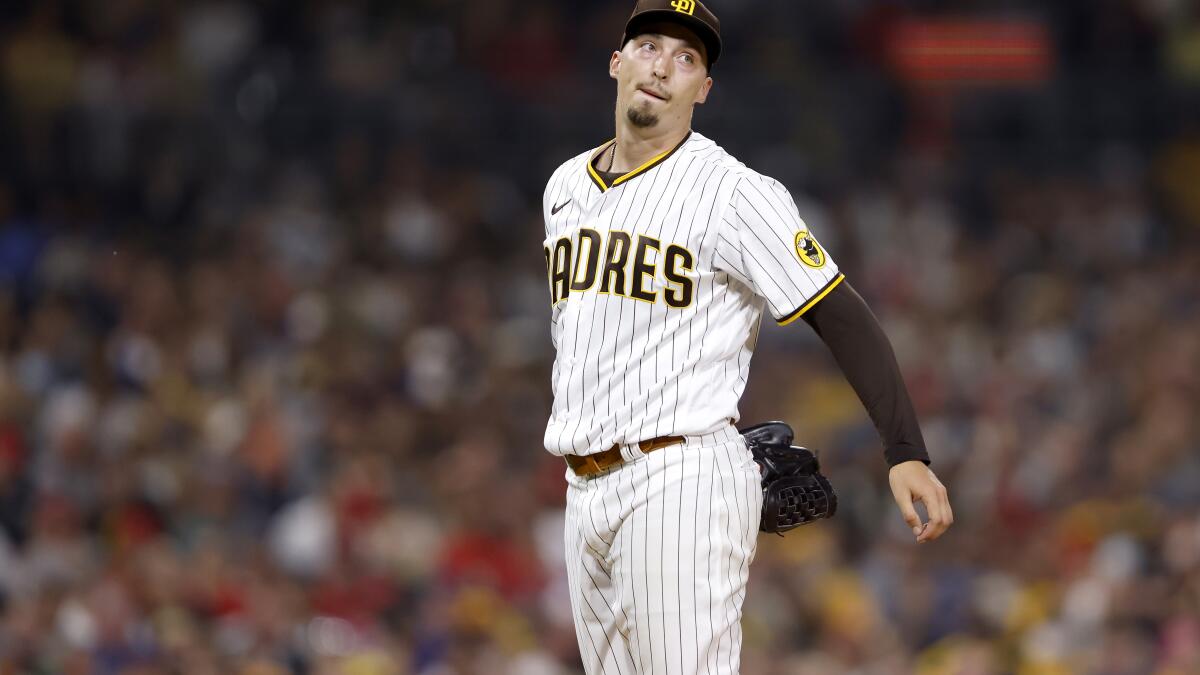 Snell strikes out 13 in 7 innings, Padres blank Dbacks 2-0