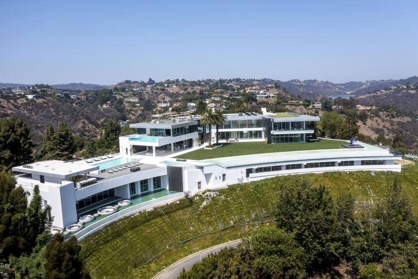 $250 Million: Mohamed Hadid Seeks Record Price For L.A.'s Largest Permitted  Compound