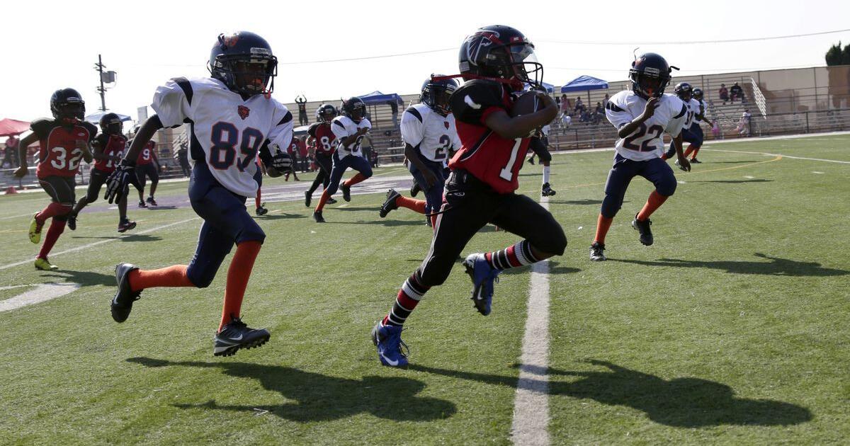 Les législateurs californiens voteront sur l’interdiction du football de plaquage pour les jeunes