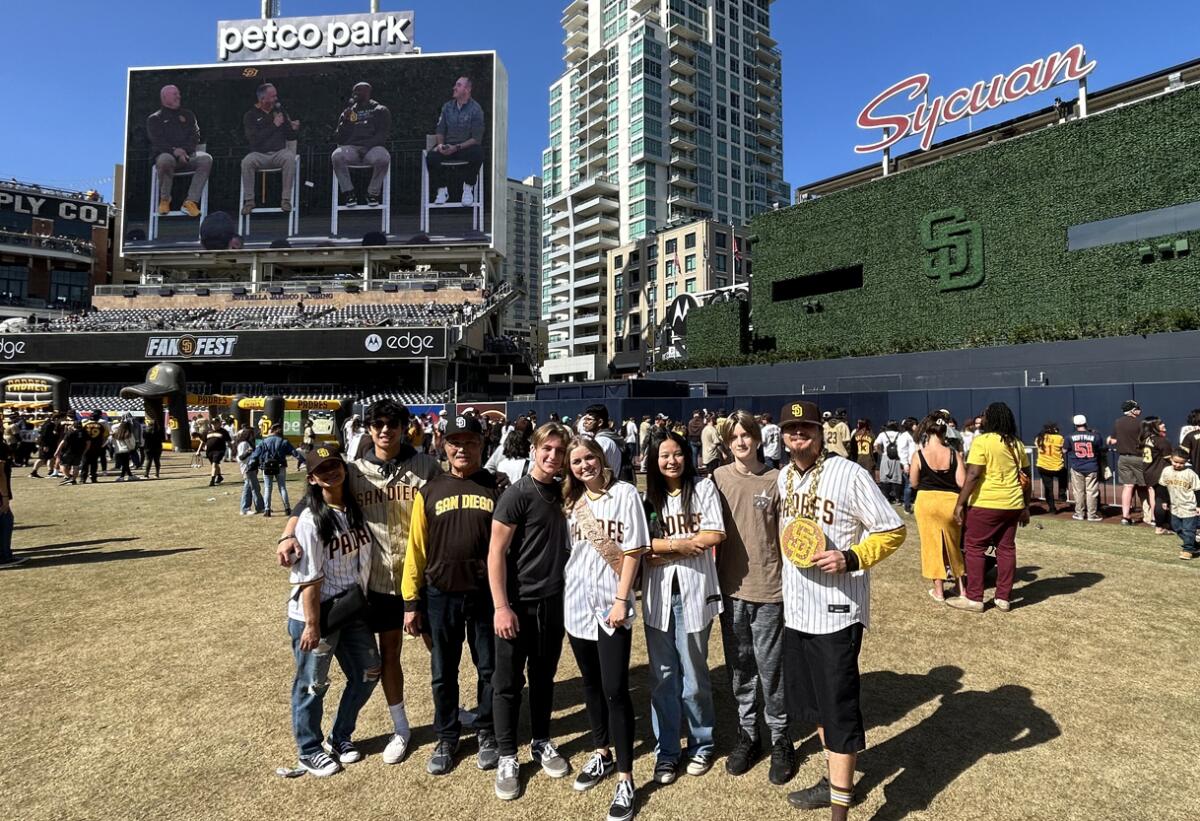 Padres FanFest 2019 - The San Diego Union-Tribune
