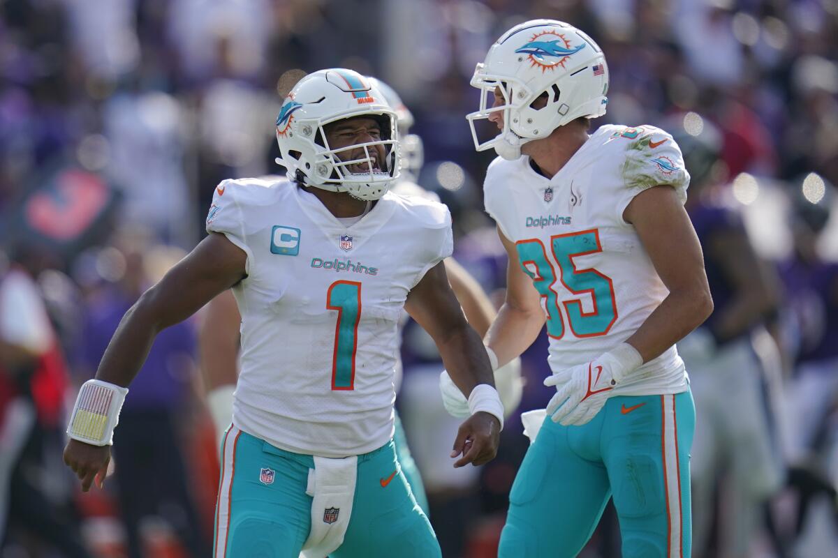 Tagovailoa, Dolphins stun Ravens with huge 4th-quarter rally - The San  Diego Union-Tribune