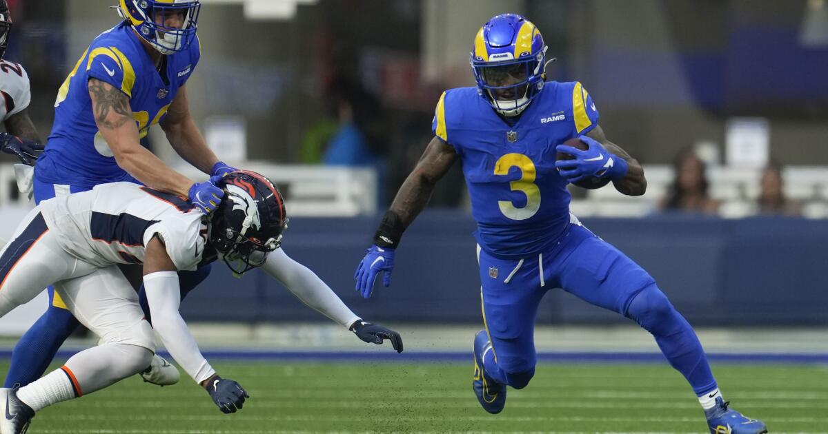 NFL flexes Rams-Chargers out of Sunday night slot in Week 17