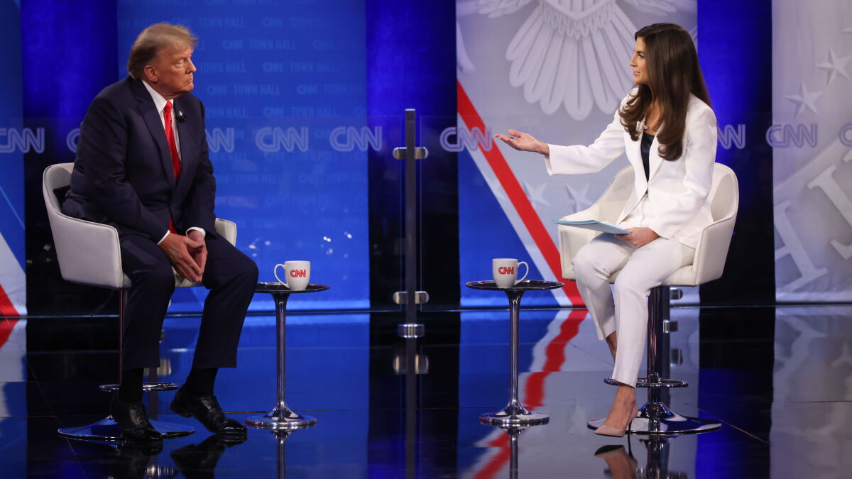 CNN's widely criticized Trump town hall boosts ratings - Vimarsana News