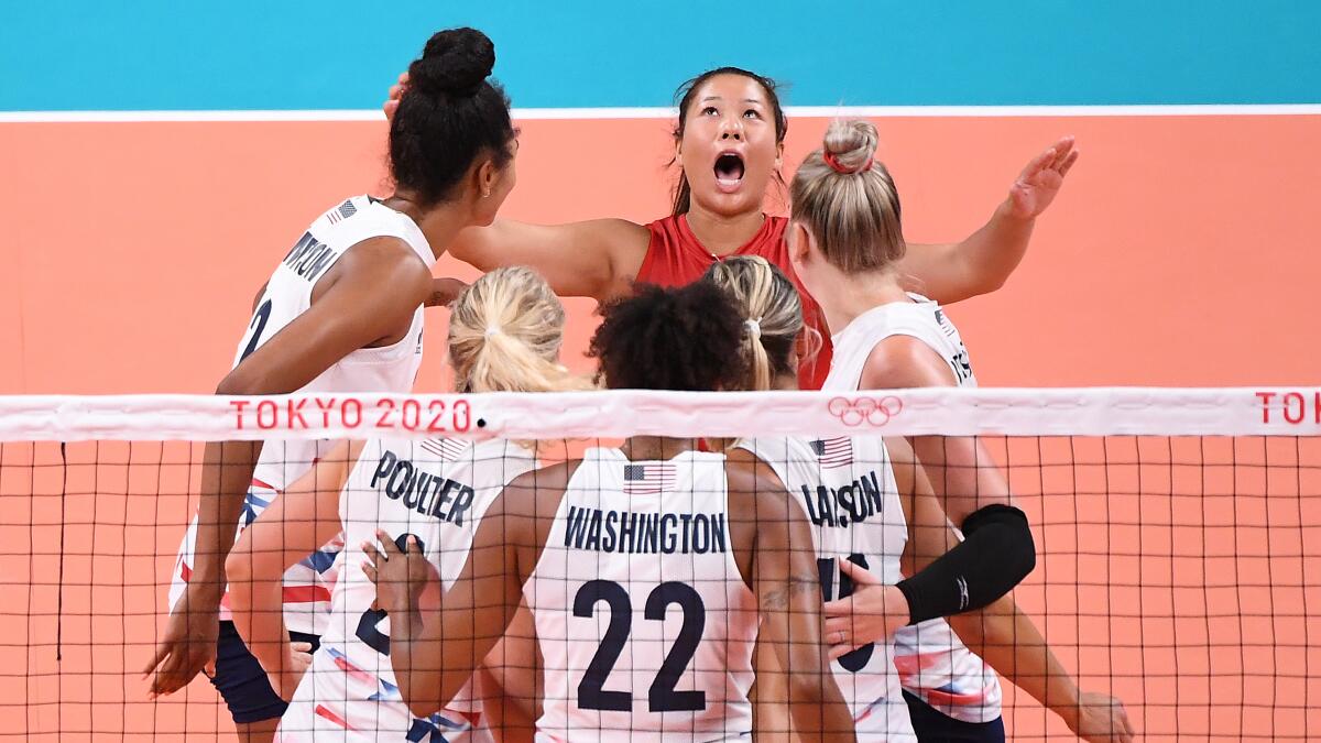Olympics: Justine Wong-Orantes holds on to volleyball dream - Los Angeles  Times