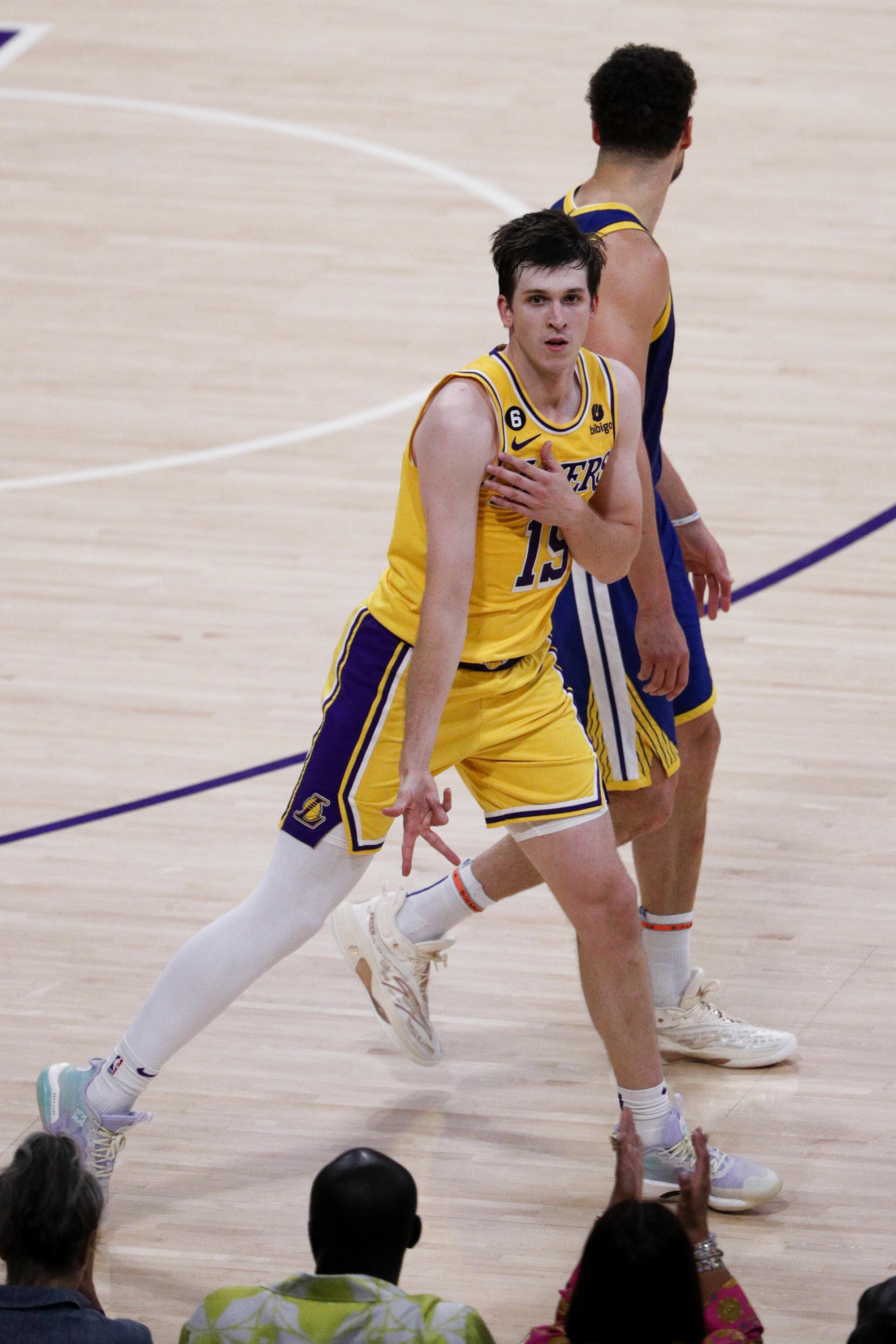 Austin Reeva's Freeze: Why Lakers' 3-point celebration isn't what you think - Los ...