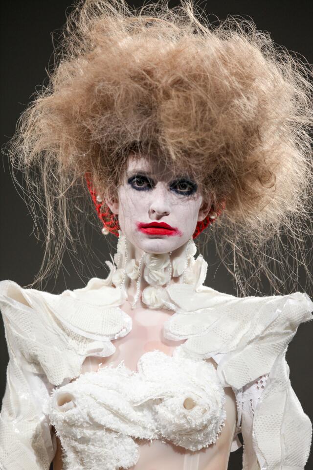 Beauty looks from the runways
