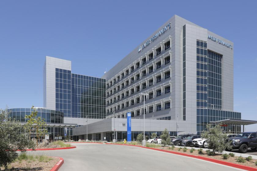 San Marcos, CA - August 04: Exterior view of the new Kaiser San Marcos Medical Center. The main entrance is at left. (Charlie Neuman / For The San Diego Union-Tribune)