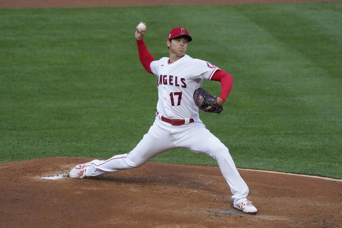 Angels starting pitcher Shohei Ohtani throws during the first inning of the Angels' 7-4 win over the Chicago White Sox