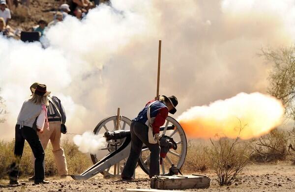 Artillery demonstration