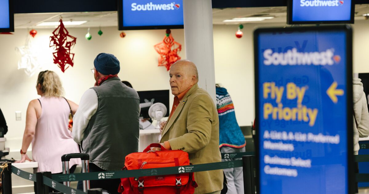 Southwest Airlines’ silver lining: Memories of blunders fade fast