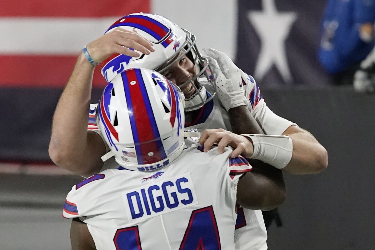 Bills earn 1st sweep of Patriots since '99 with 38-9 win - The San Diego  Union-Tribune