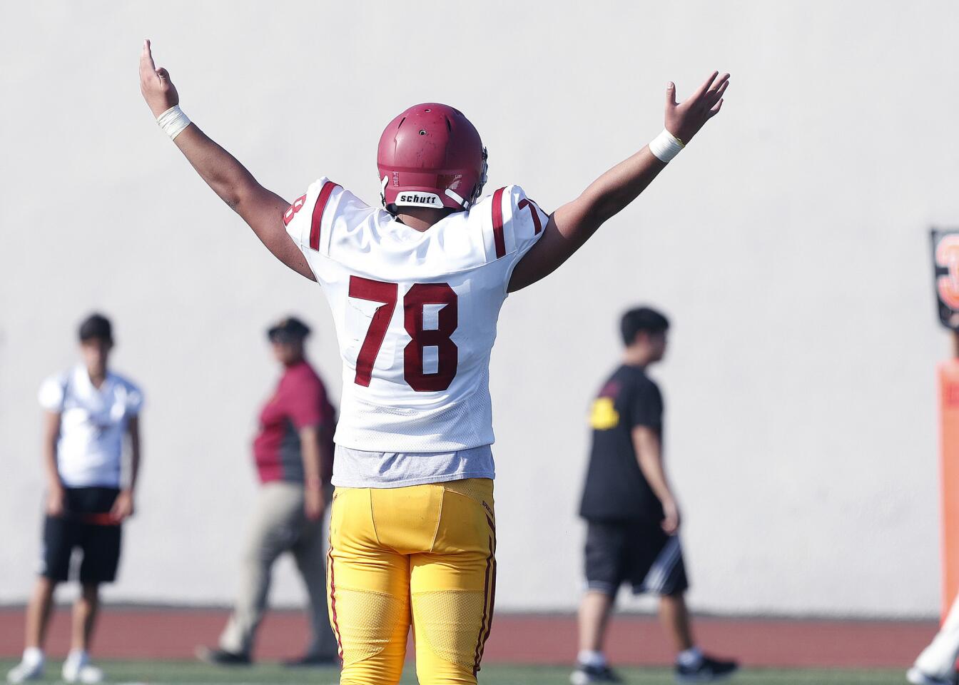 Photo Gallery: Football season opener in non-league game between Hoover and La Canada