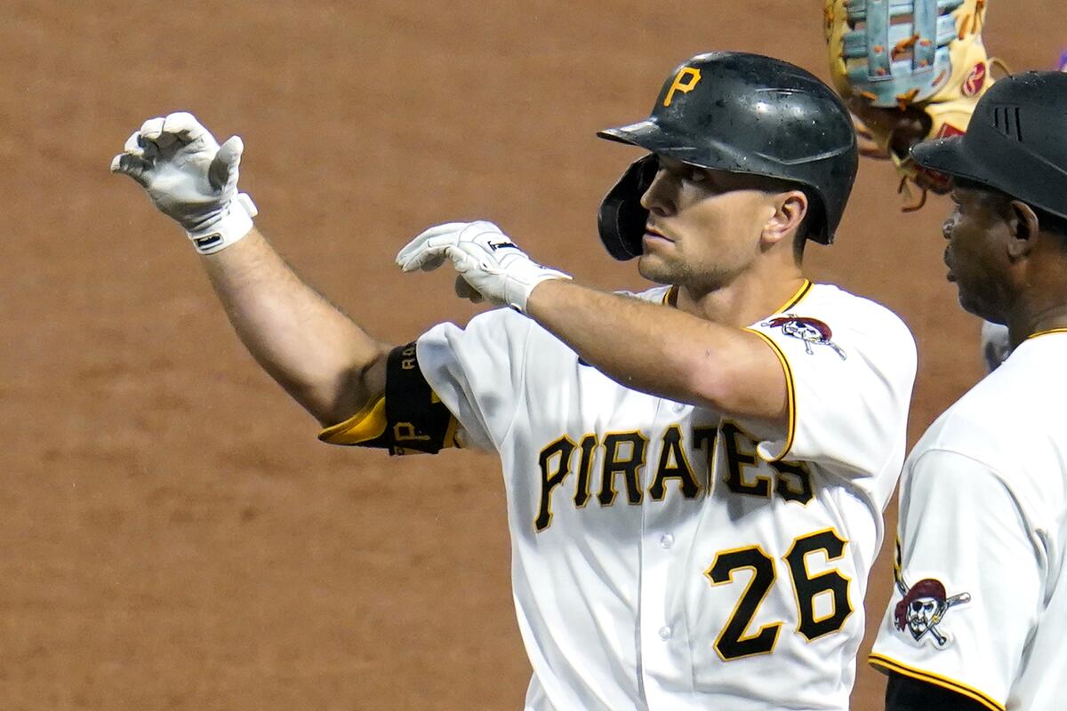 Pirates trade all-star Frazier to San Diego Padres for prospects