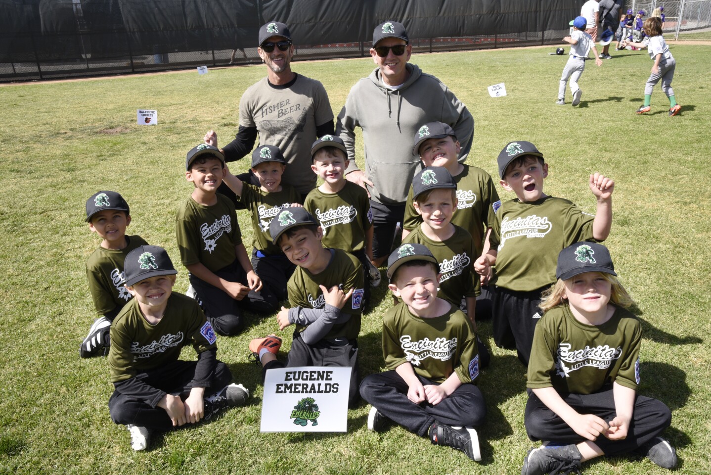 The Eugene Emeralds (Rookies), with coaches Jake Zuanich and Dave Waite