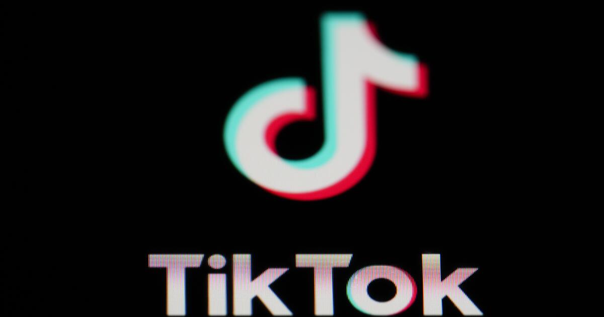 El Departamento de Justicia dice que TikTok recopiló las opiniones de los usuarios estadounidenses sobre temas como el aborto y el control de armas