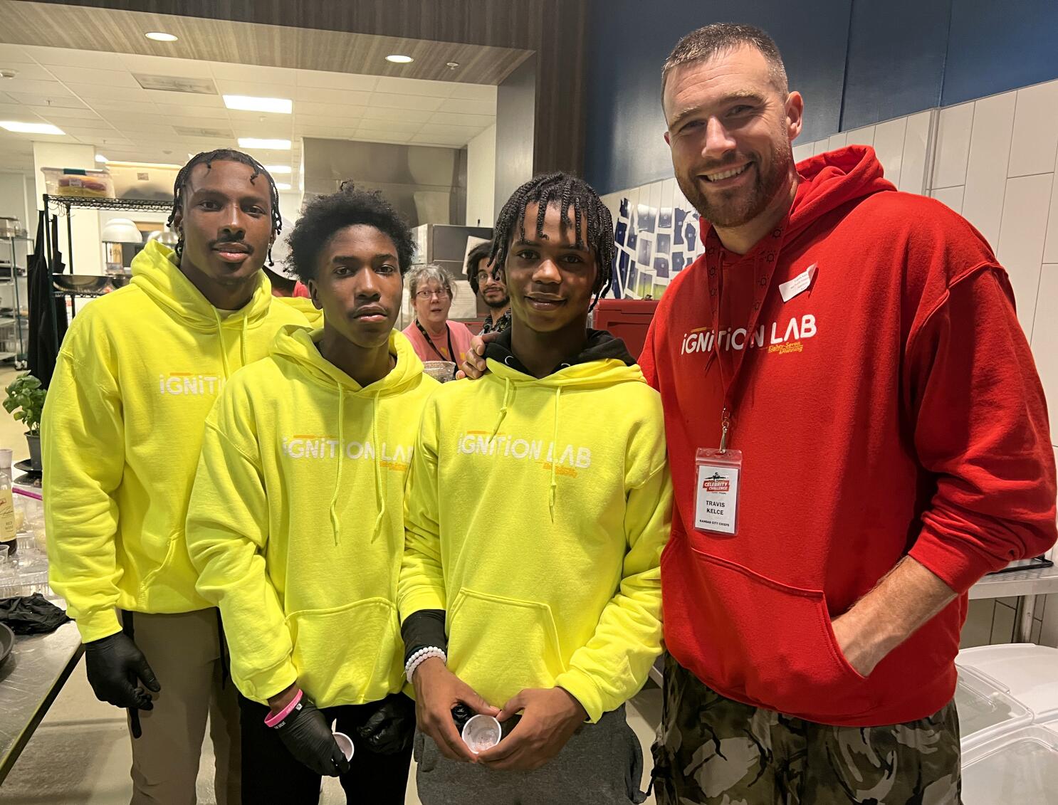 Chiefs' Travis Kelce ignites Kansas City with student car rebuilding shop - Los Angeles Times