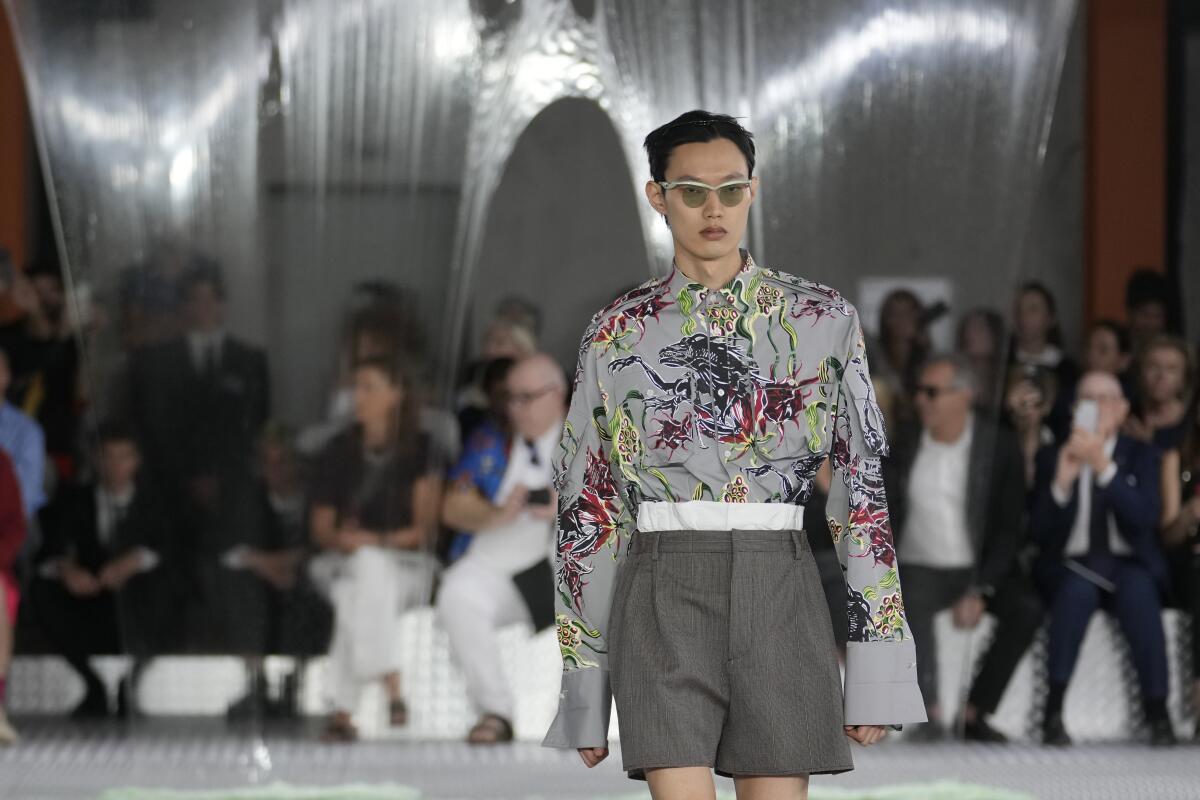 Runway Show: Louis Vuitton A/W 18 Menswear