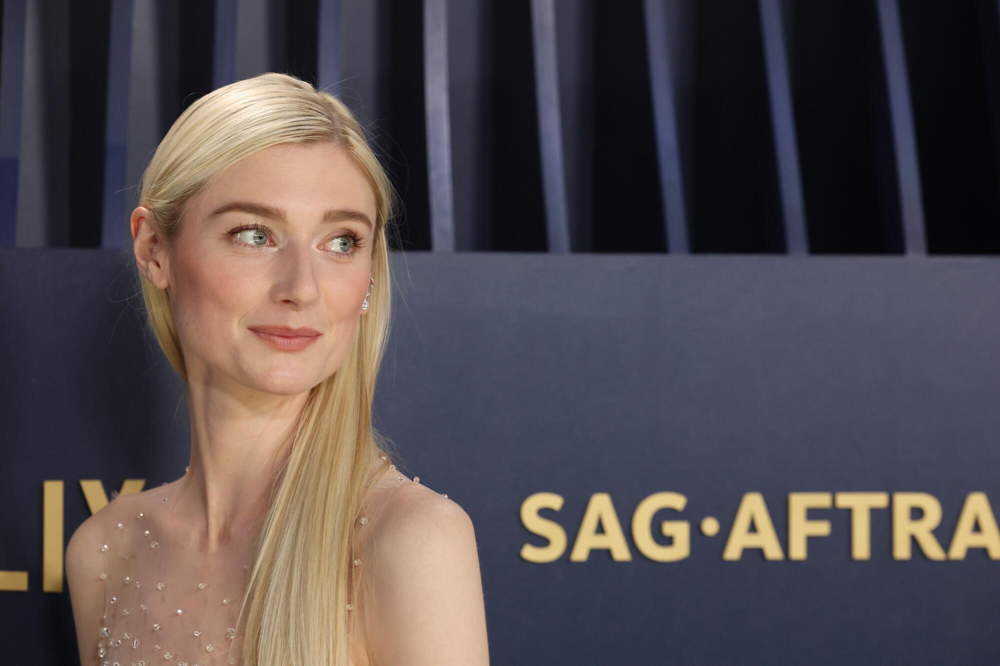 "The Crown's Elizabeth Debicki was among the Netflix stars to appear during the pre-show for the Screen Actors Guild Awards.
