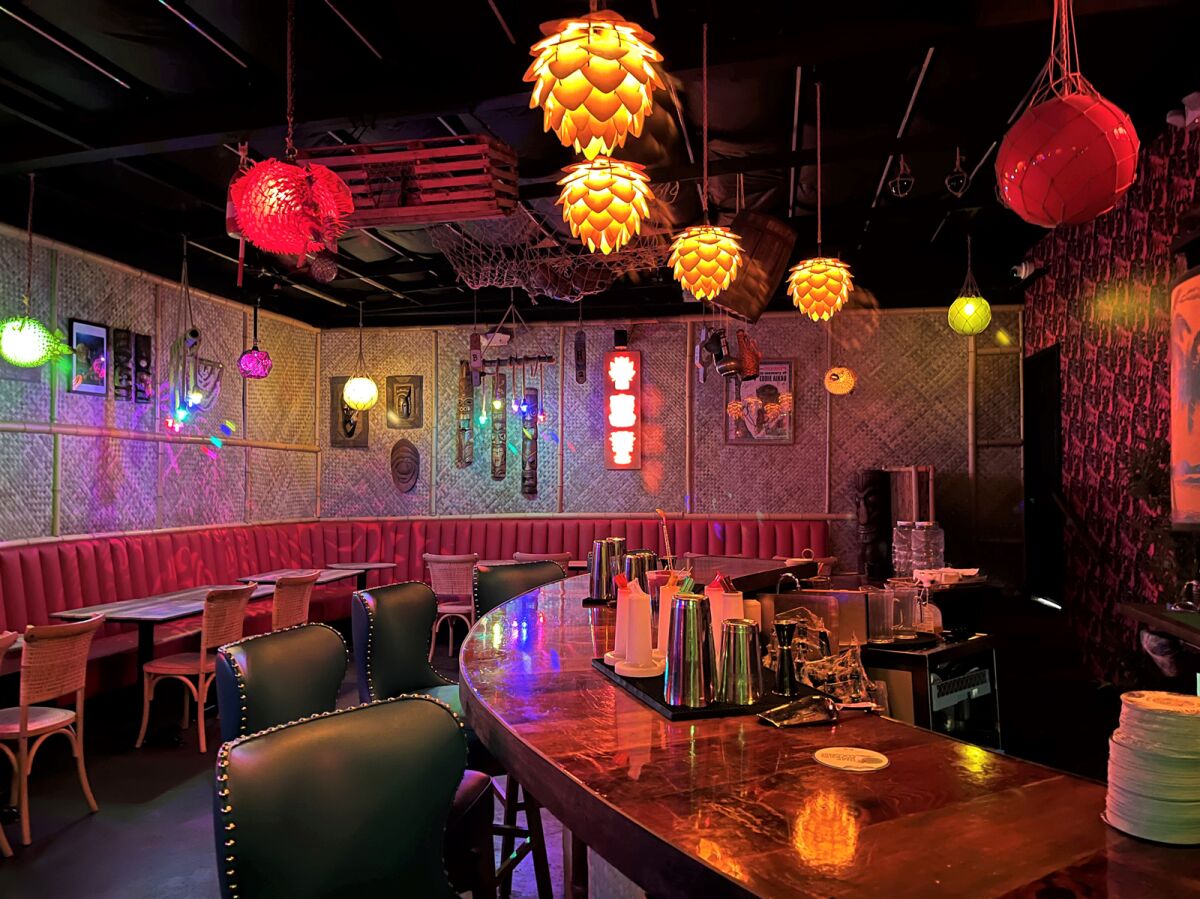 X, un bar clandestino tiki en Lime en Coconut Restaurant Bar en Chula Vista.