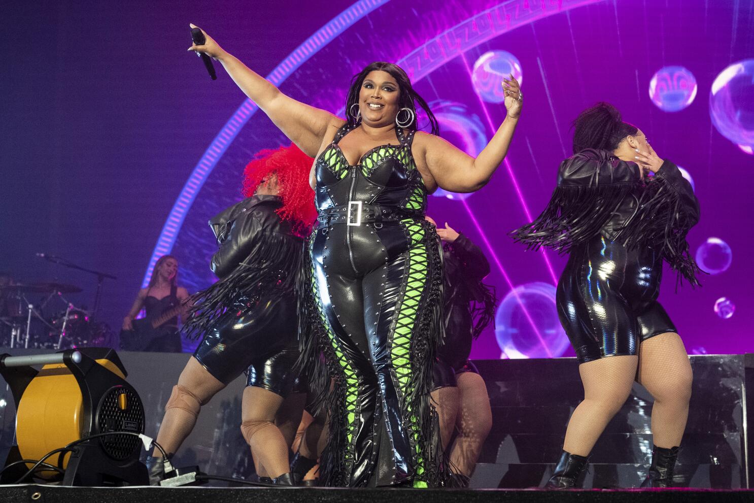 Lizzo dancers in HBO doc settled a dispute over payments - Los
