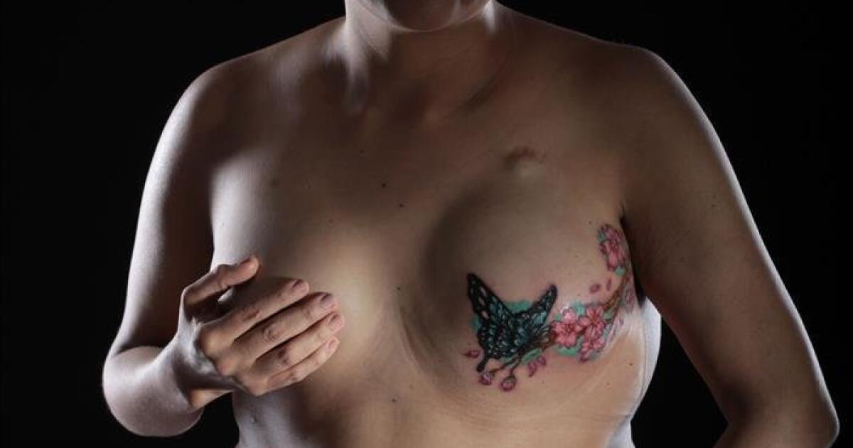 Breast Cancer Awareness Month 2018: Cancer 'Fighter' Gives Free Mastectomy  Tattoos to Women Who Lost Their Breast To The Dreaded Disease