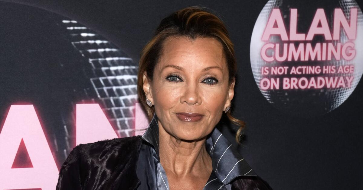 Vanessa Williams reveals she ended her 6-year marriage in 2021: ‘I’m in love with life’