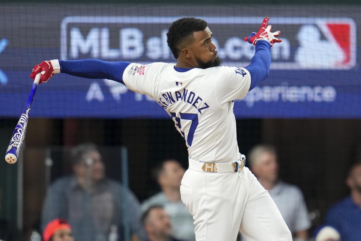 Why Teoscar Hernández signed with the Dodgers and not the Red Sox - Los Angeles Times