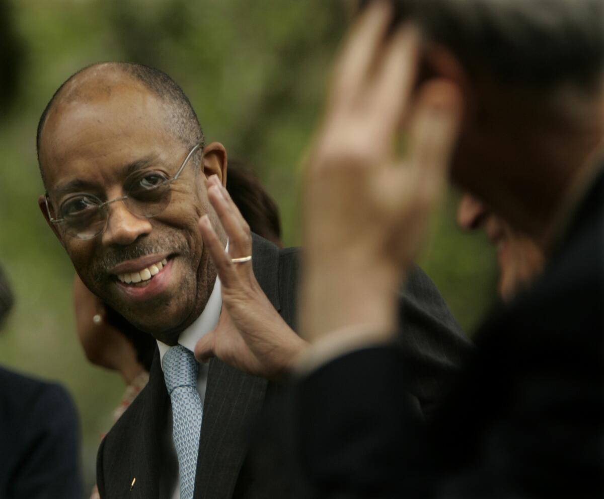 Michael Drake in 2005 after recently being appointed as UC Irvine's fifth chancellor.