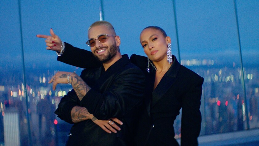 Los populares Jennifer López y Maluma en una imagen promocional.