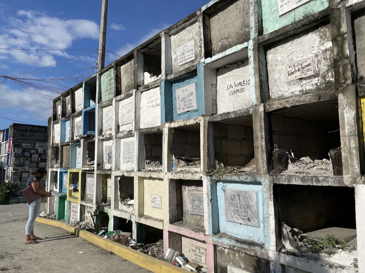 Philippines Drug War Victims Land In Leased Graves That Expire Los Angeles Times Philippines Drug War Victims Land In Leased Graves That Expire Los Angeles Times