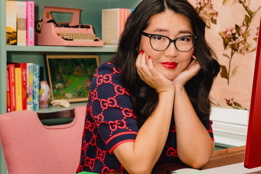 Jenny Han, writer of bestelling YA novel trilogies ‘To All the Boys I’ve Loved Before’ and ‘The Summer I Turned Pretty'