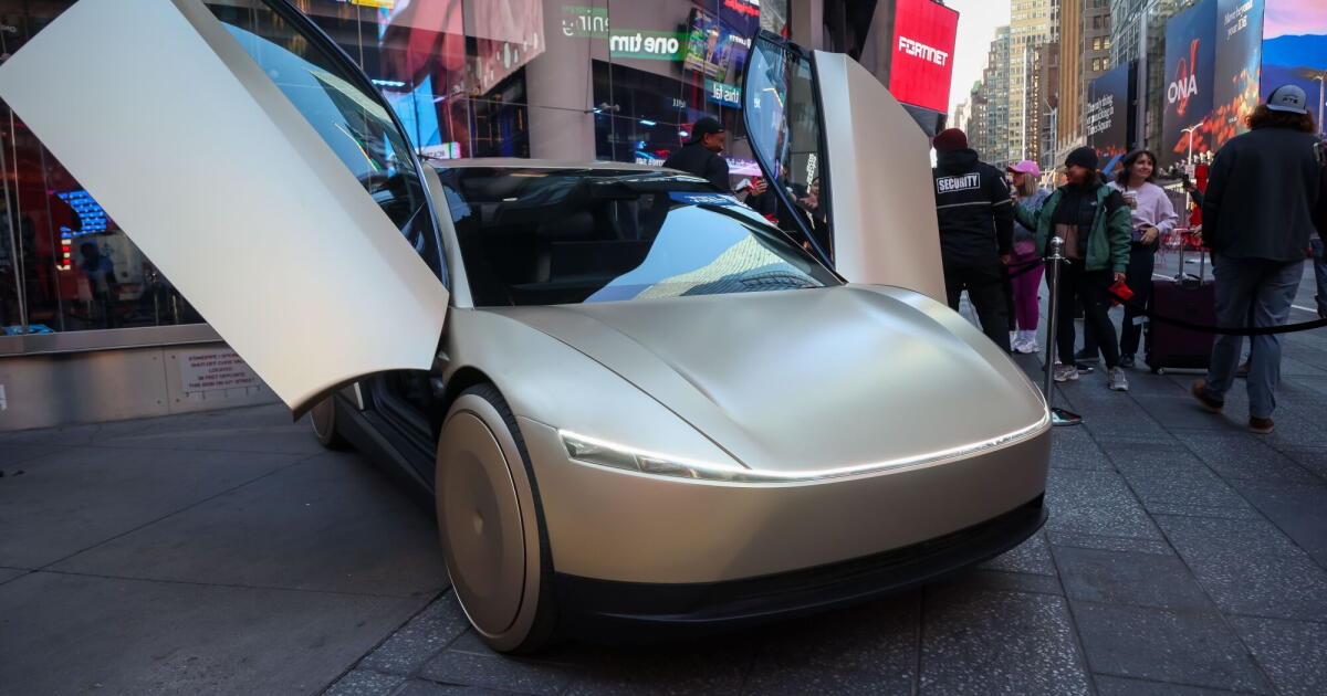 Tesla’s Cybercab launch triggers federal safety probe
