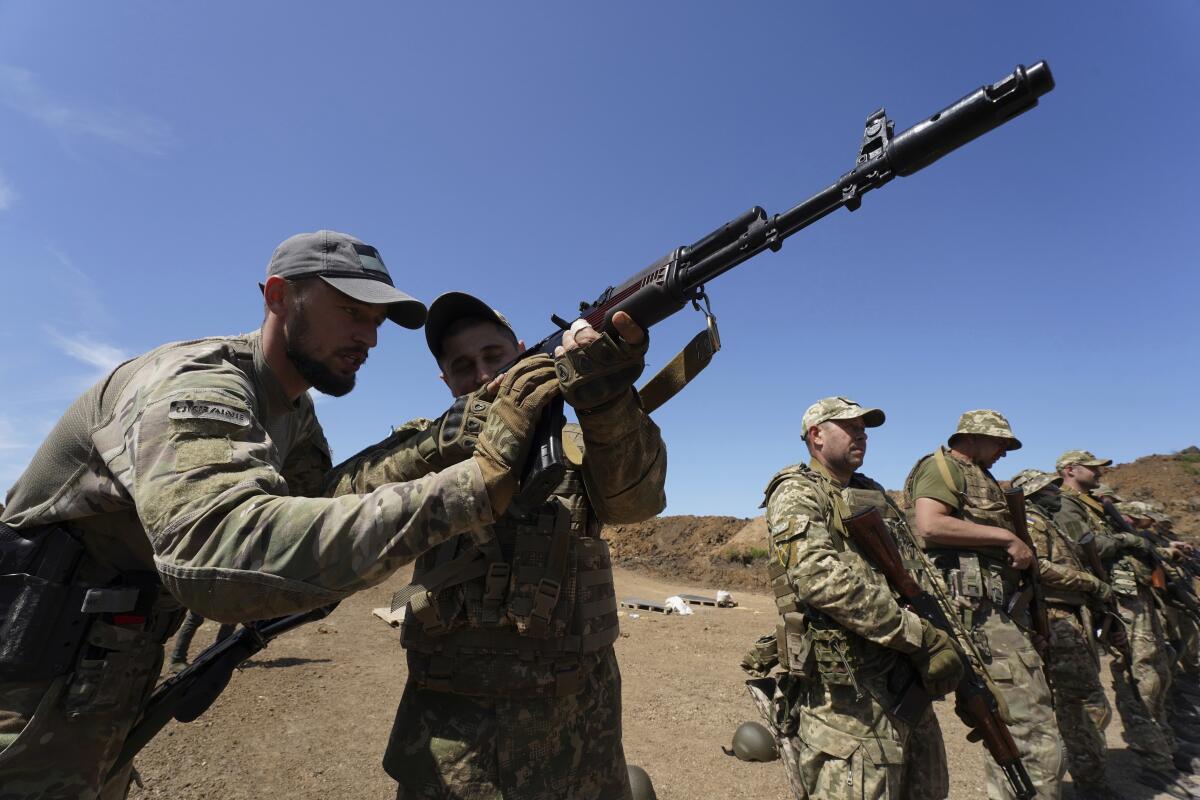 Ukrainian servicemen training in the Kharkiv region