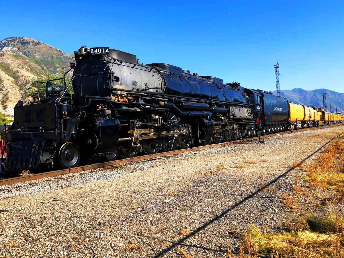 The biggest functional steam locomotive, the Big Boy 4014, weighs 1.2 million pounds. It will be in the Los Angeles area beginning Oct. 9.