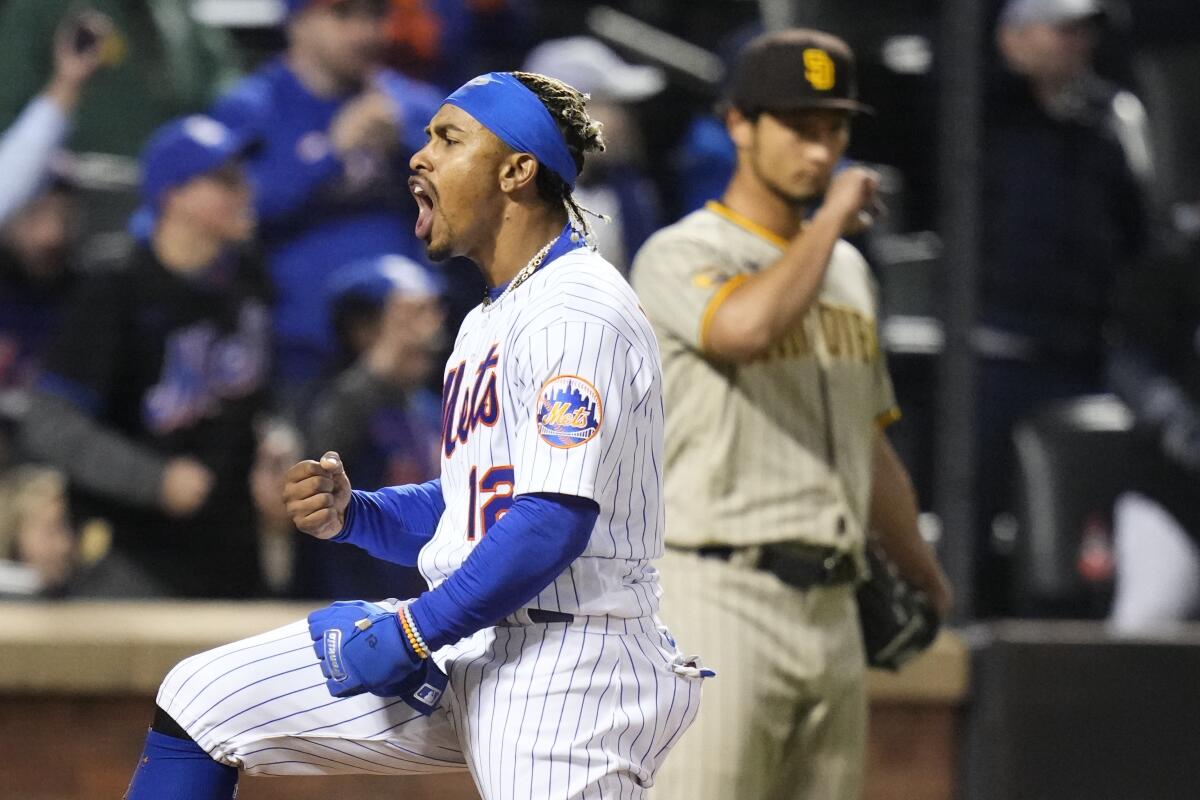 Mets rally past Padres in ninth