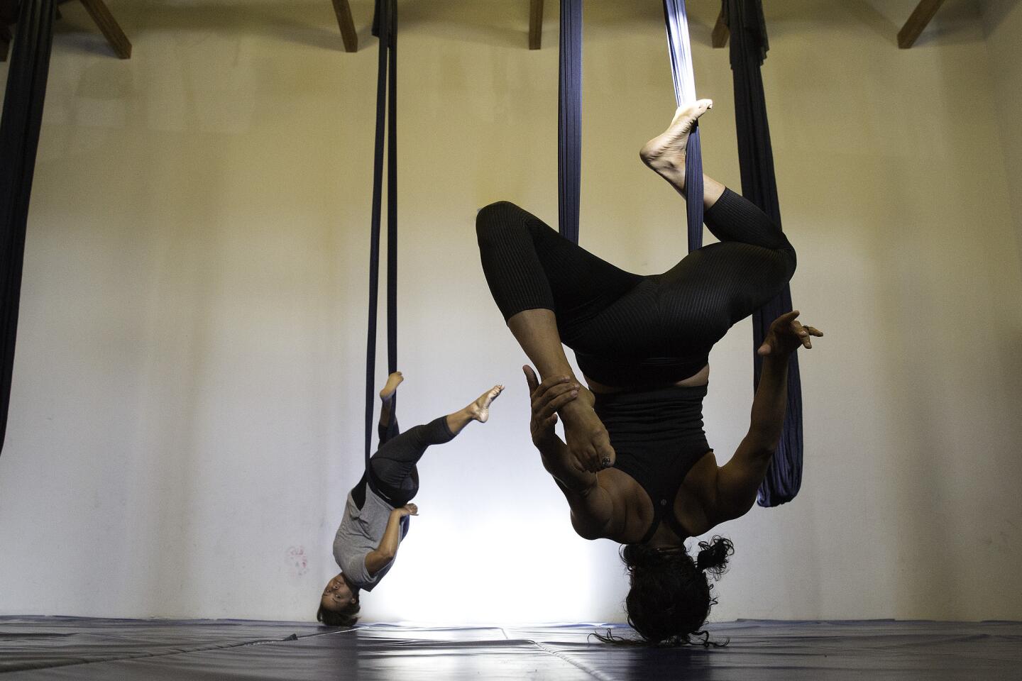 Are you brave enough to get off the ground with aerial yoga? - Los ...