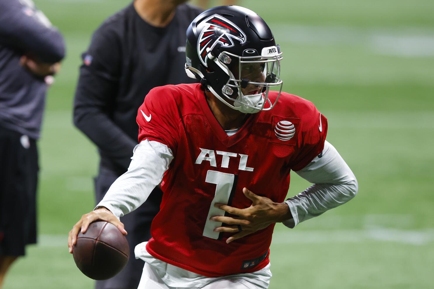 Twitter reacts to Marcus Mariota's first preseason game with the Atlanta  Falcons