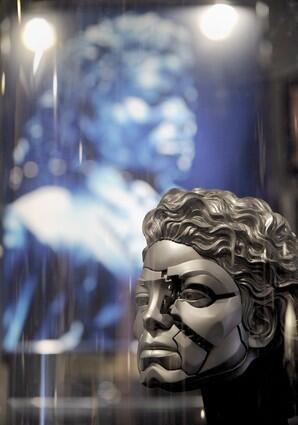 Items belonging to pop star Michael Jackson to be auctioned.