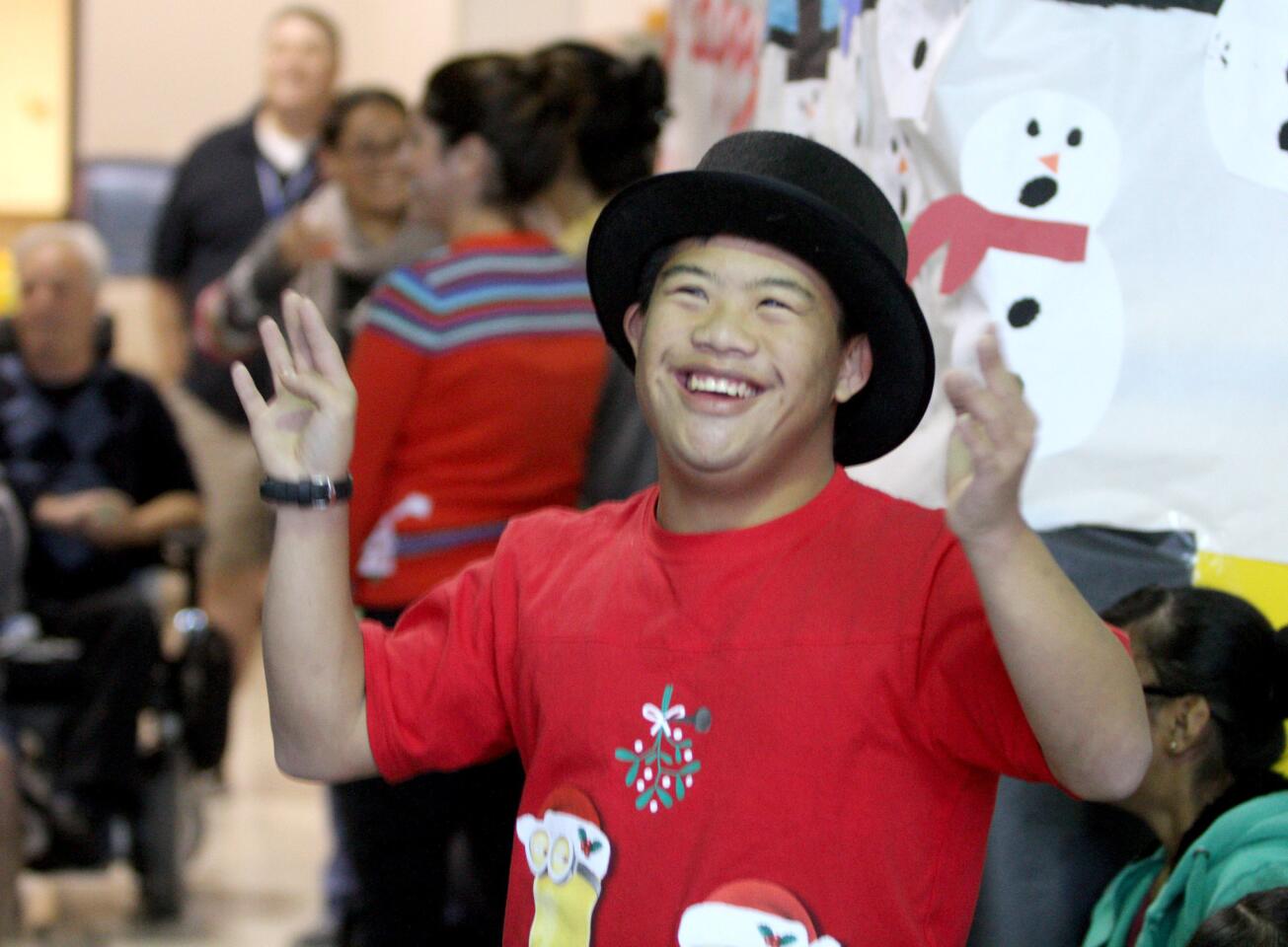 Photo Gallery: Glendale Adventist Medical Center throws Xmas party at Play to Learn Center