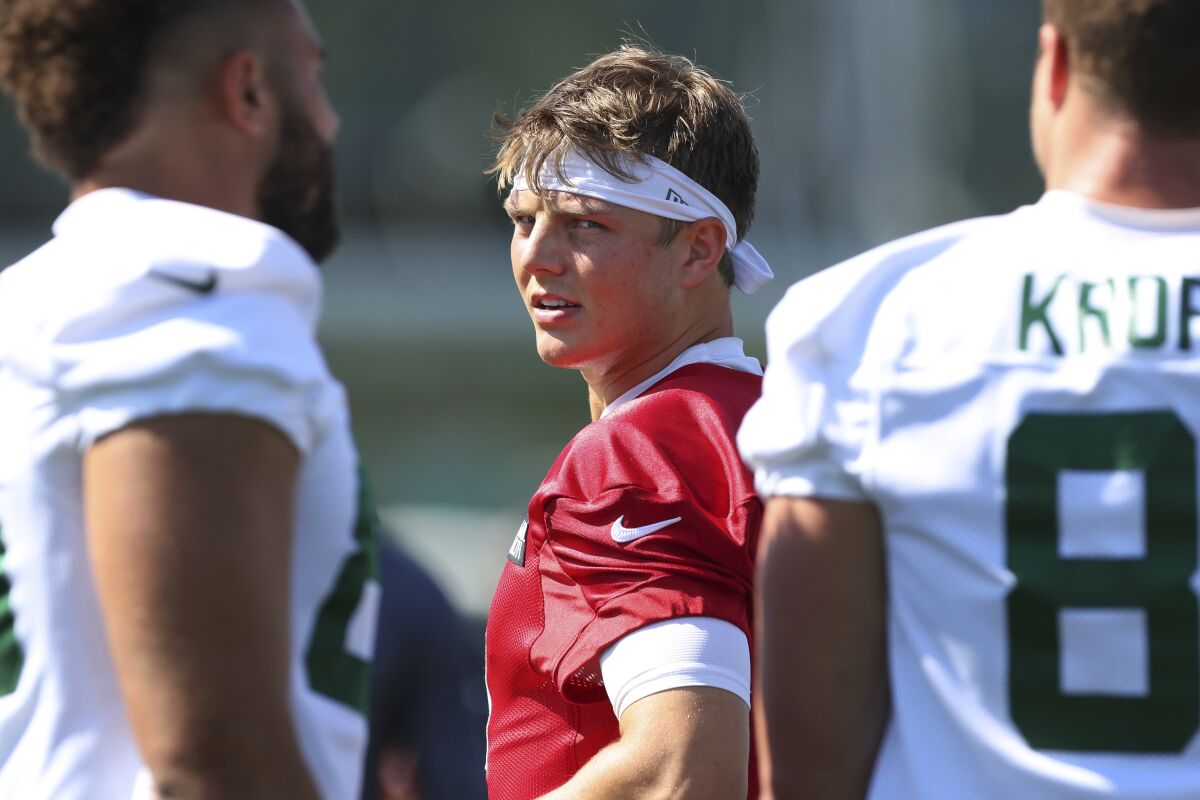 Pump the brakes: Patience key to Jets QB Wilson's progress - The San Diego  Union-Tribune